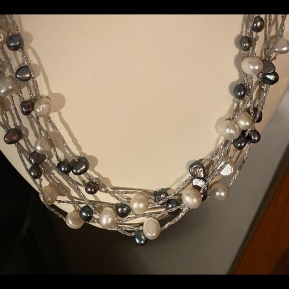 Cultured freshwater pearl beaded necklace 40 inch - Picture 3 of 13